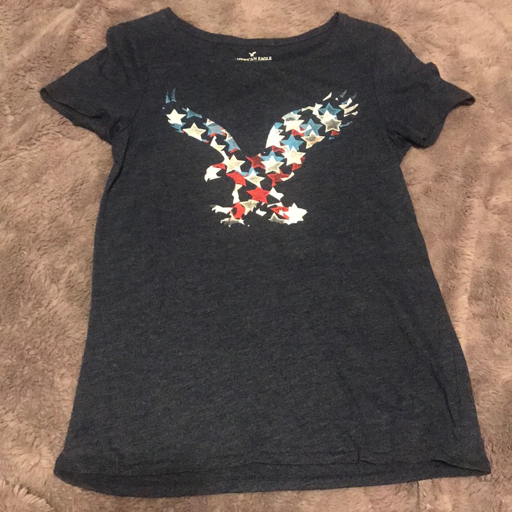 American Eagle size M graphic tee